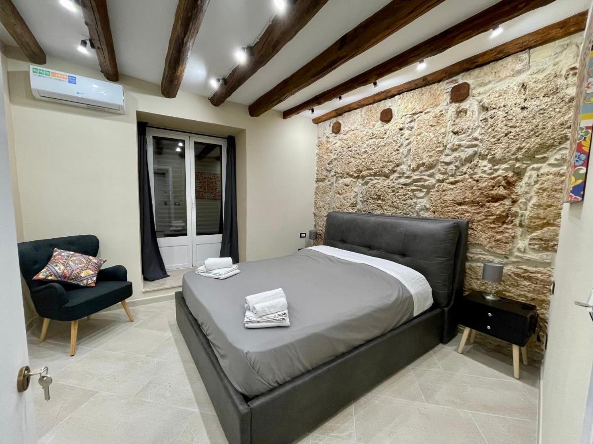 Tommy'S Rooms Palermo Eksteriør bilde